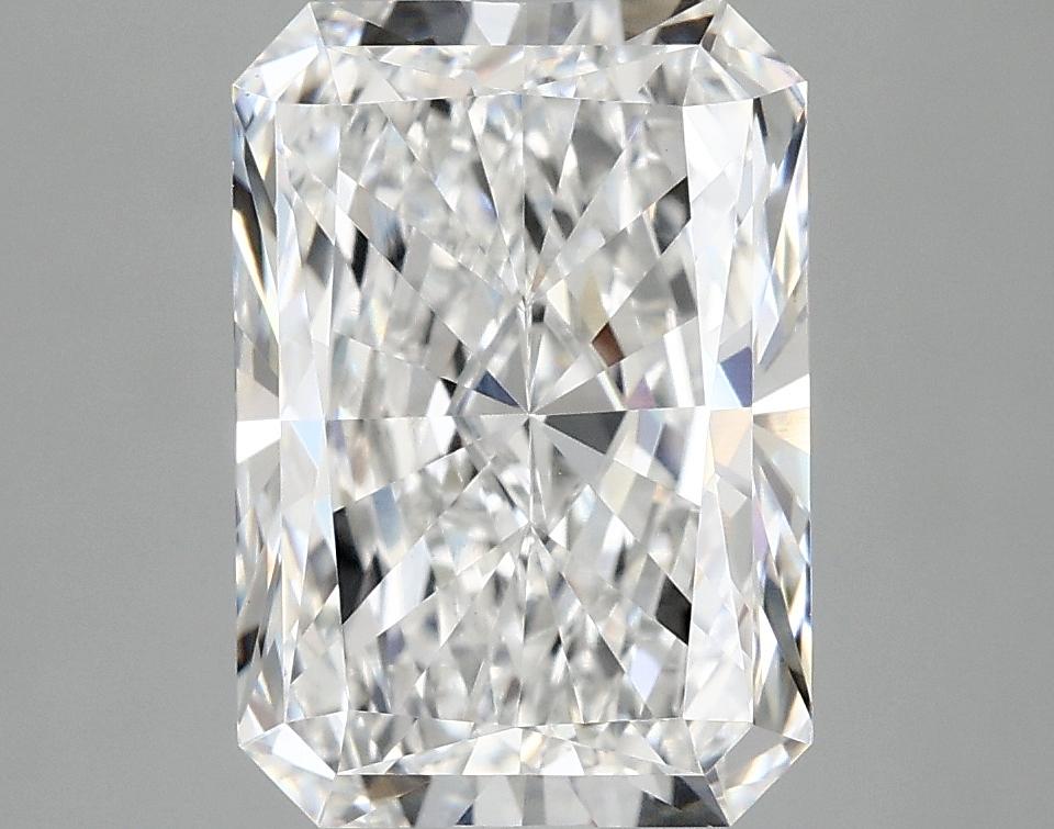 4.02 Carat Radiant Shaped Ideal Cut VVS2 IGI Certified Lab Grown Diamond