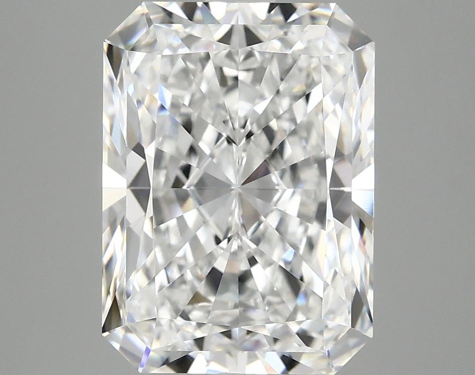 4.03 Carat Radiant Shaped Excellent Cut VVS2 IGI Certified Lab Grown Diamond