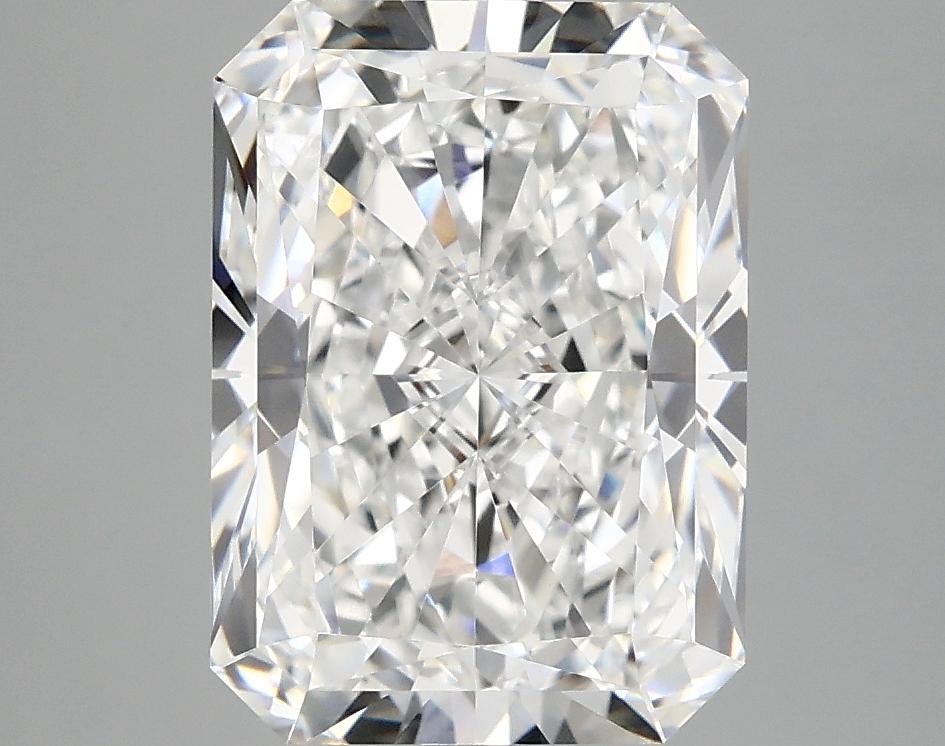 4.04 Carat Radiant Shaped Excellent Cut VVS2 IGI Certified Lab Grown Diamond