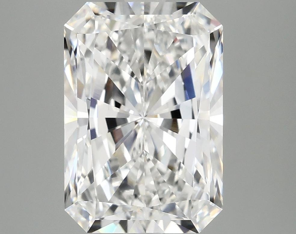 4.0 Carat Radiant Shaped Ideal Cut VVS2 IGI Certified Lab Grown Diamond