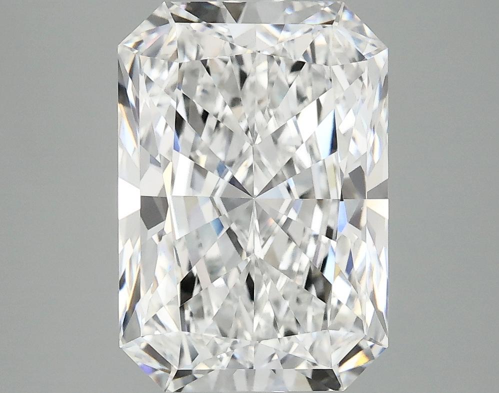 4.14 Carat Radiant Shaped Ideal Cut VVS2 IGI Certified Lab Grown Diamond
