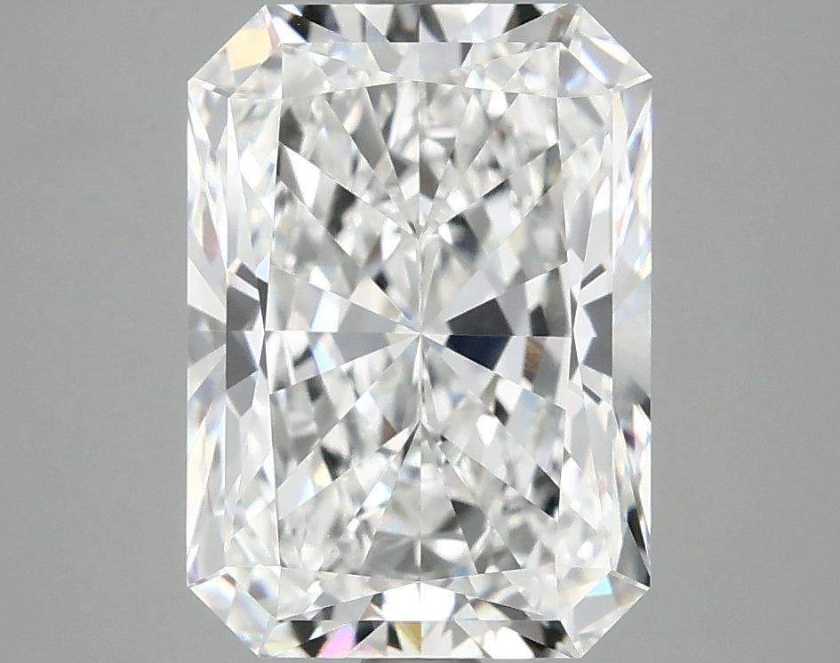 4.07 Carat Radiant Shaped Ideal Cut VVS2 IGI Certified Lab Grown Diamond