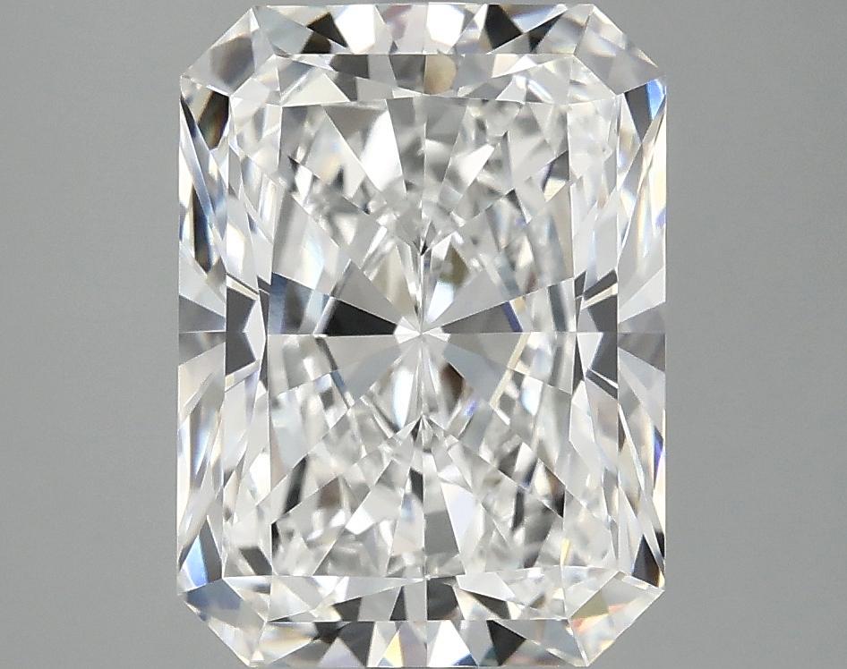 4.18 Carat Radiant Shaped Excellent Cut VVS2 IGI Certified Lab Grown Diamond