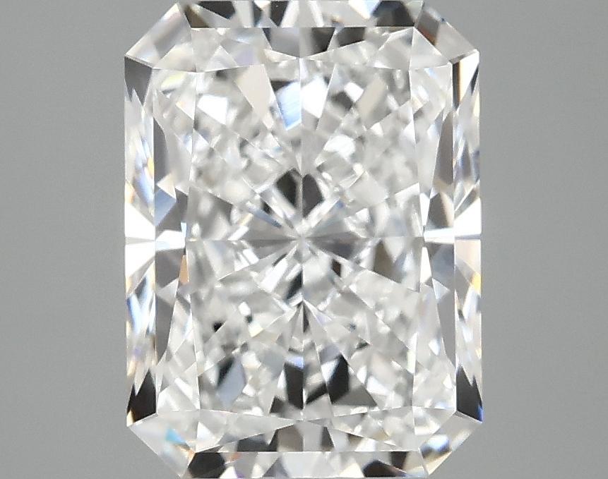 3.08 Carat Radiant Shaped Excellent Cut VVS2 IGI Certified Lab Grown Diamond