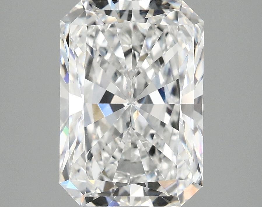 2.99 Carat Radiant Shaped Ideal Cut VVS2 IGI Certified Lab Grown Diamond