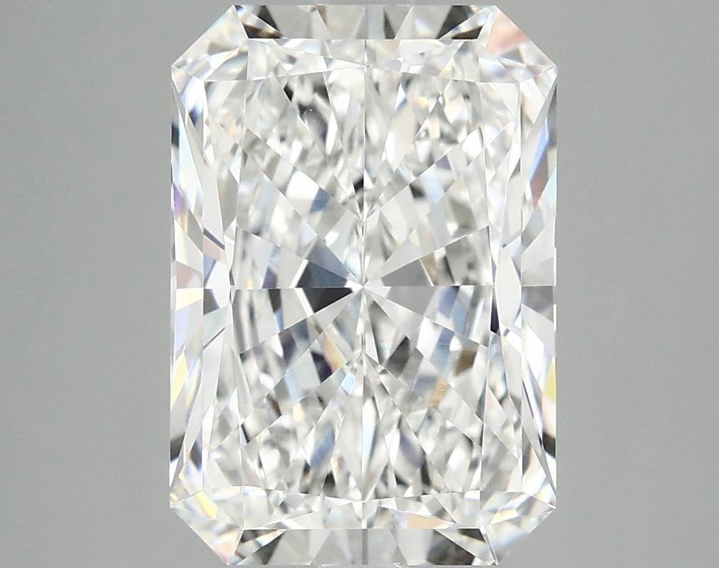 4.18 Carat Radiant Shaped Ideal Cut VVS2 IGI Certified Lab Grown Diamond