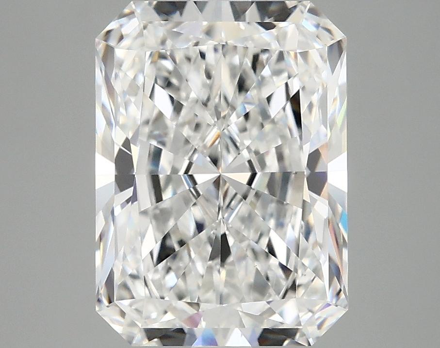 3.83 Carat Radiant Shaped Excellent Cut VVS2 IGI Certified Lab Grown Diamond