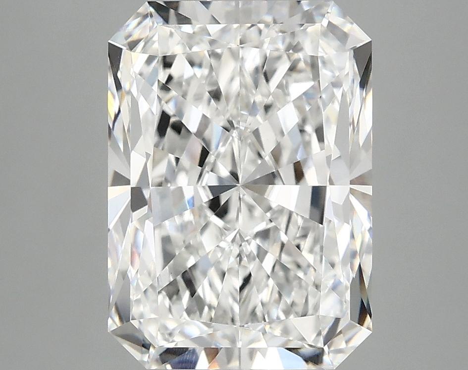 4.06 Carat Radiant Shaped Excellent Cut VS1 IGI Certified Lab Grown Diamond