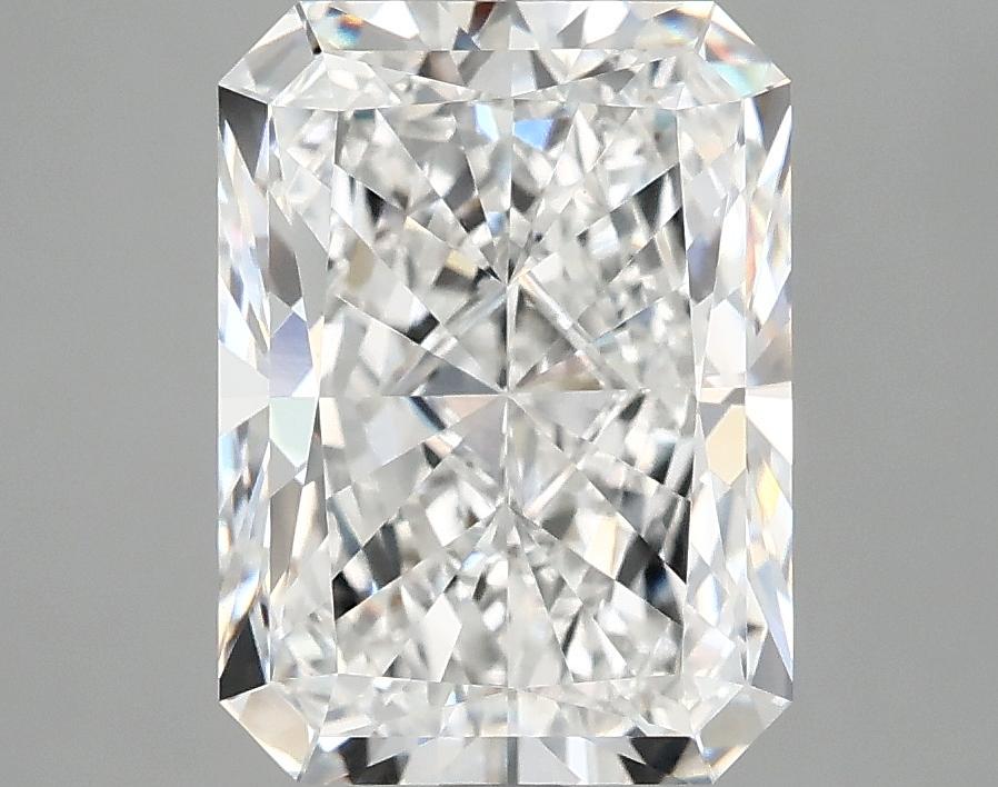 4.0 Carat Radiant Shaped Excellent Cut VVS2 IGI Certified Lab Grown Diamond