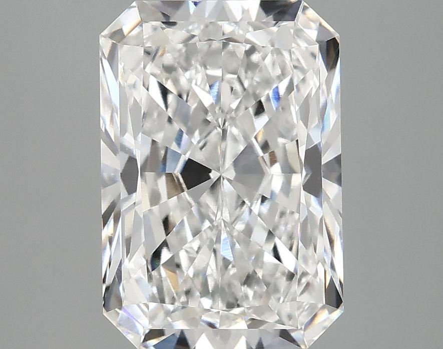 3.1 Carat Radiant Shaped Ideal Cut VVS2 IGI Certified Lab Grown Diamond