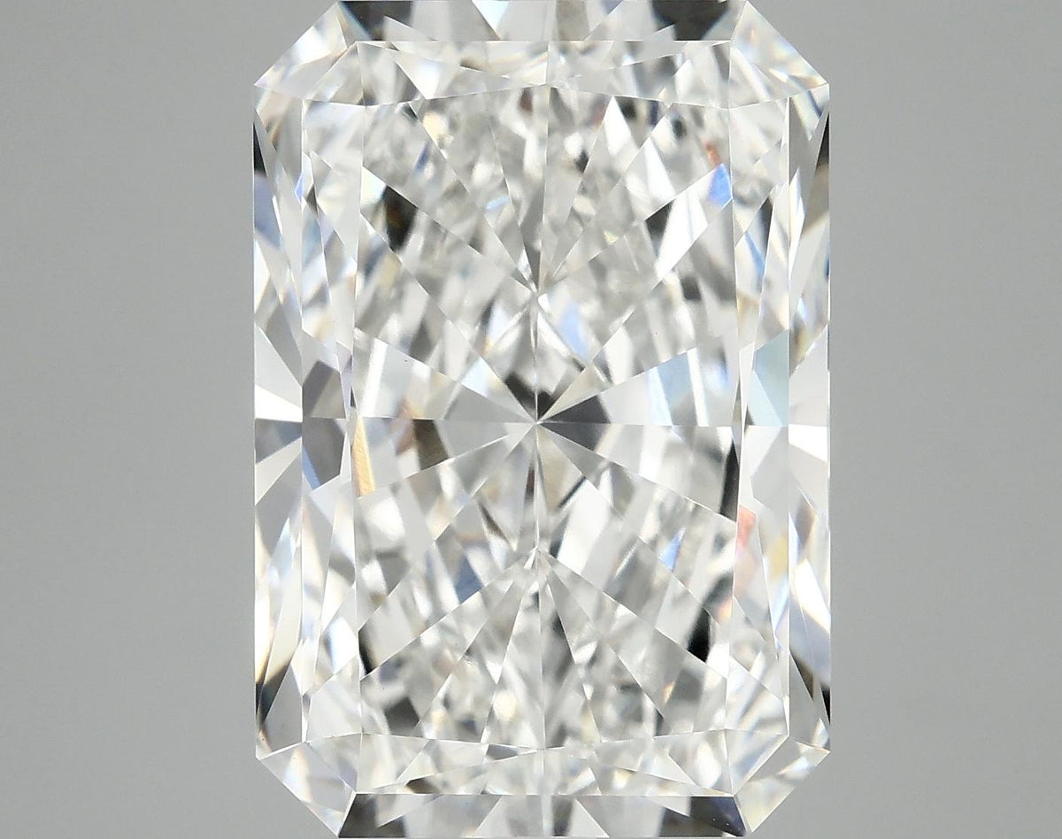 8.62 Carat Radiant Shaped Ideal Cut VVS2 IGI Certified Lab Grown Diamond
