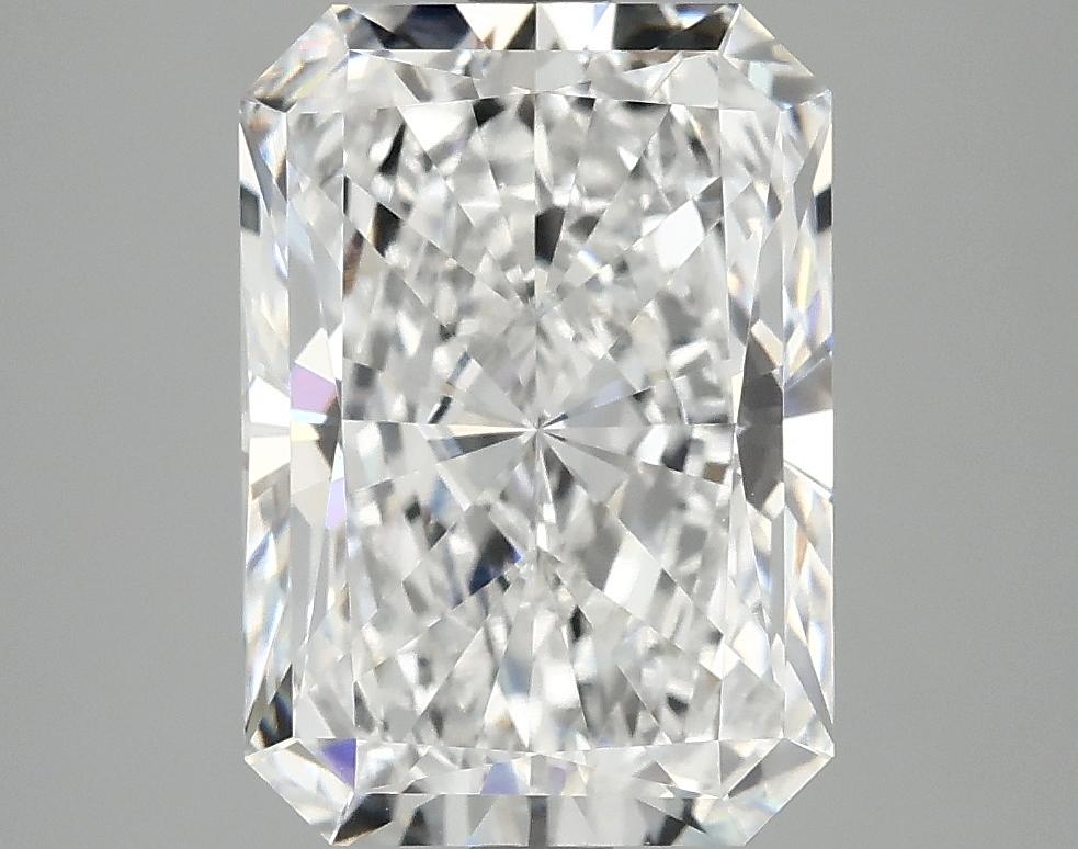 3.96 Carat Radiant Shaped Ideal Cut VVS2 IGI Certified Lab Grown Diamond