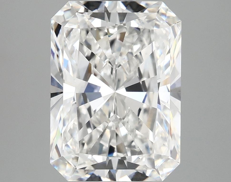 4.18 Carat Radiant Shaped Excellent Cut VS1 IGI Certified Lab Grown Diamond