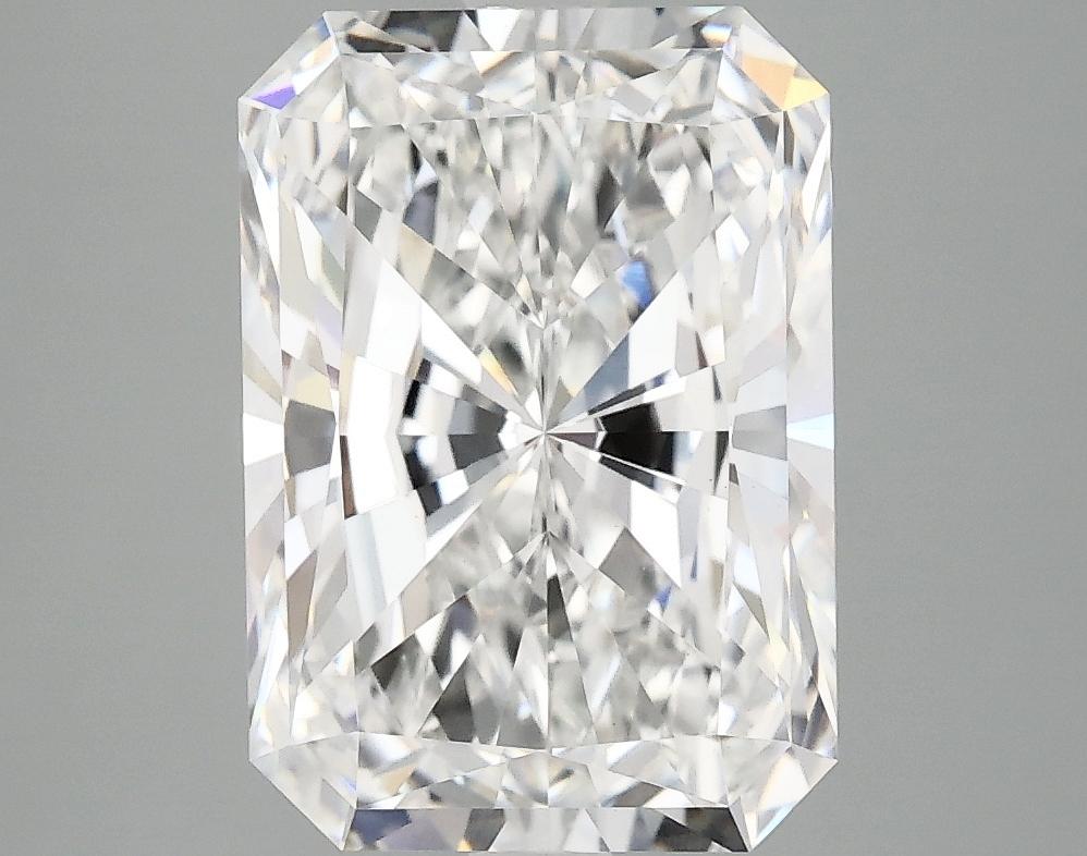 4.17 Carat Radiant Shaped Ideal Cut VVS2 IGI Certified Lab Grown Diamond