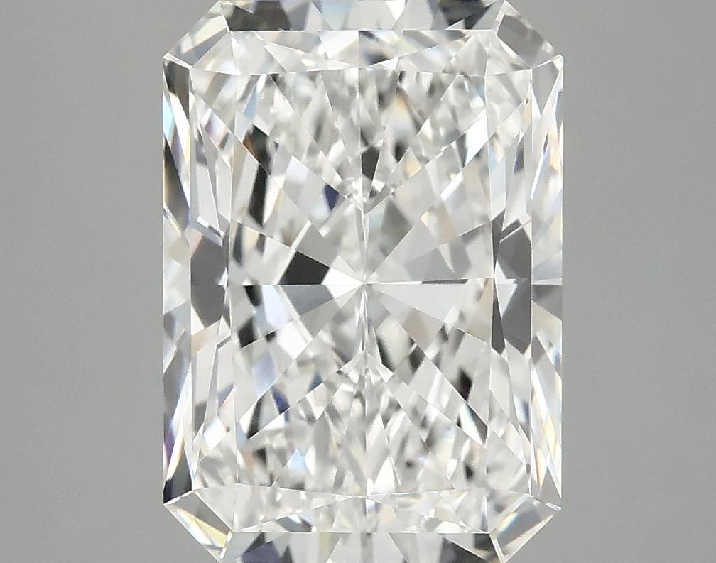3.91 Carat Radiant Shaped Ideal Cut VVS2 IGI Certified Lab Grown Diamond