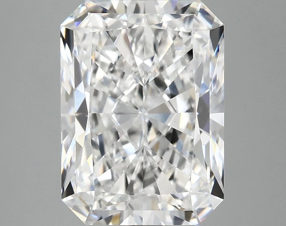 4.16 Carat Radiant Shaped Excellent Cut VS1 IGI Certified Lab Grown Diamond
