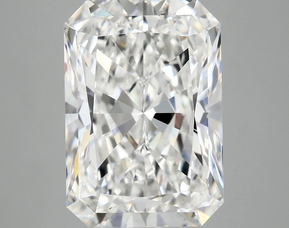 4.04 Carat Radiant Shaped Ideal Cut VVS2 IGI Certified Lab Grown Diamond