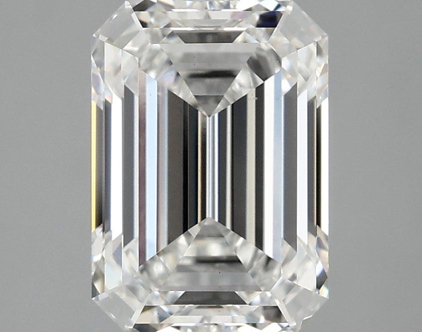 2.59 Carat Emerald Shaped Ideal Cut VS2 IGI Certified Lab Grown Diamond
