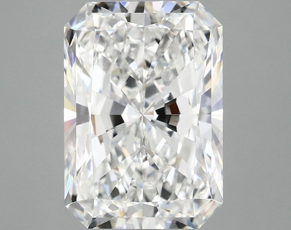 4.07 Carat Radiant Shaped Ideal Cut VVS2 IGI Certified Lab Grown Diamond