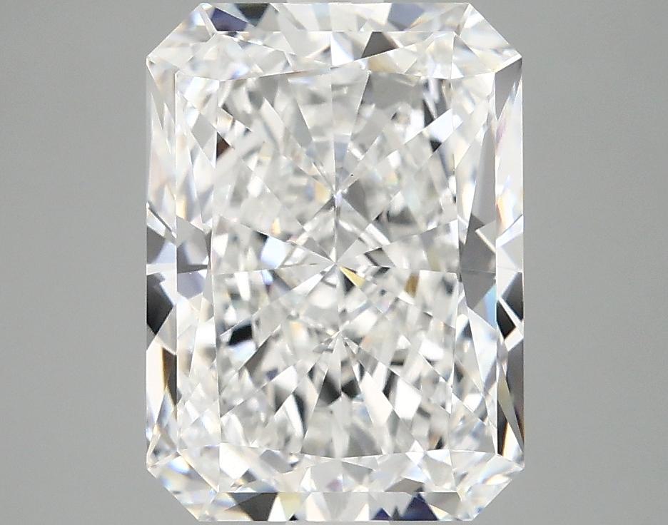 4.0 Carat Radiant Shaped Excellent Cut VVS2 IGI Certified Lab Grown Diamond