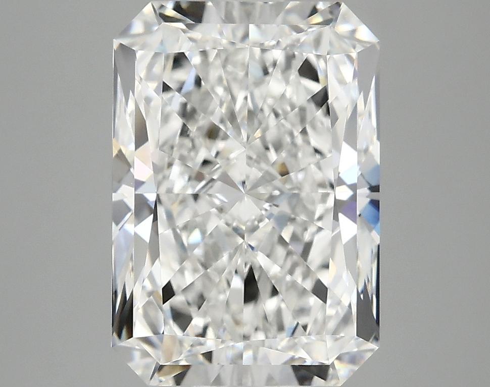 4.05 Carat Radiant Shaped Ideal Cut VVS2 IGI Certified Lab Grown Diamond