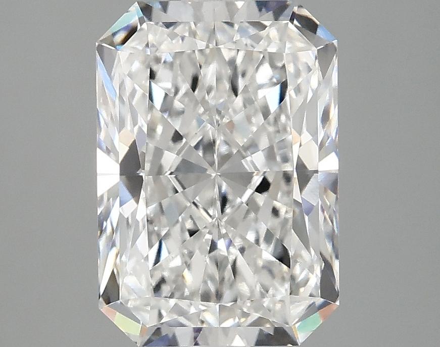 3.08 Carat Radiant Shaped Ideal Cut VS1 IGI Certified Lab Grown Diamond