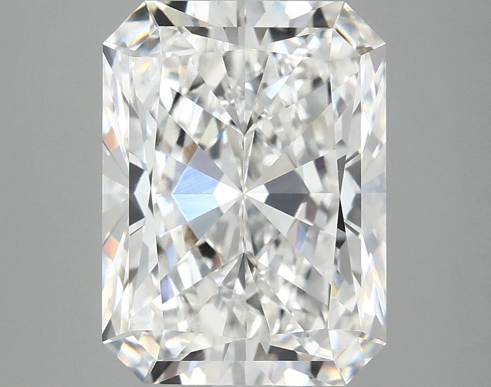 4.99 Carat Radiant Shaped Excellent Cut VVS2 IGI Certified Lab Grown Diamond
