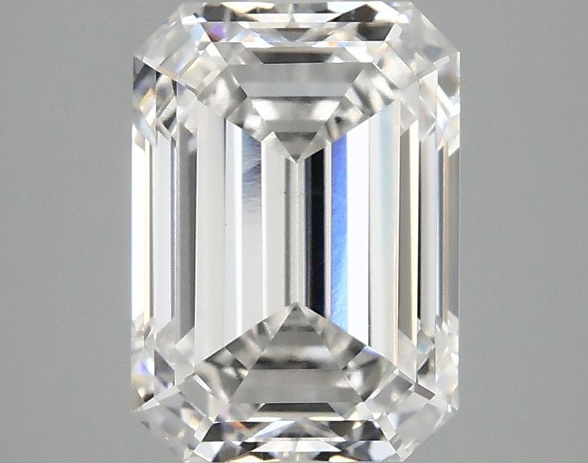 2.87 Carat Emerald Shaped Ideal Cut VS1 IGI Certified Lab Grown Diamond