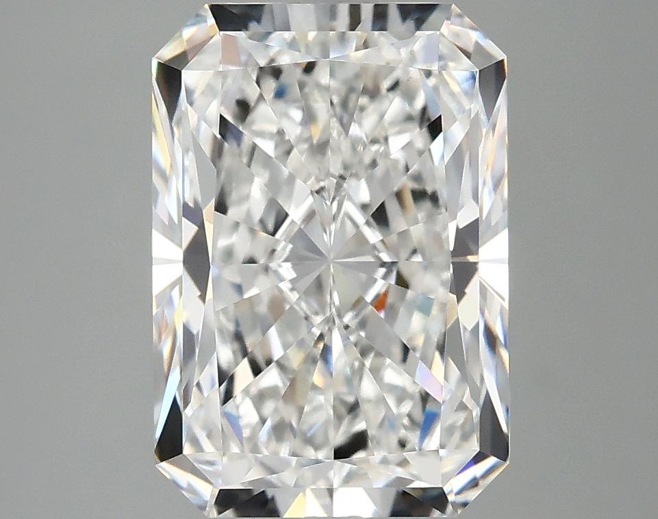3.96 Carat Radiant Shaped Ideal Cut VVS2 IGI Certified Lab Grown Diamond