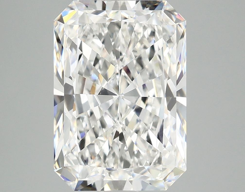 4.19 Carat Radiant Shaped Ideal Cut VVS2 IGI Certified Lab Grown Diamond