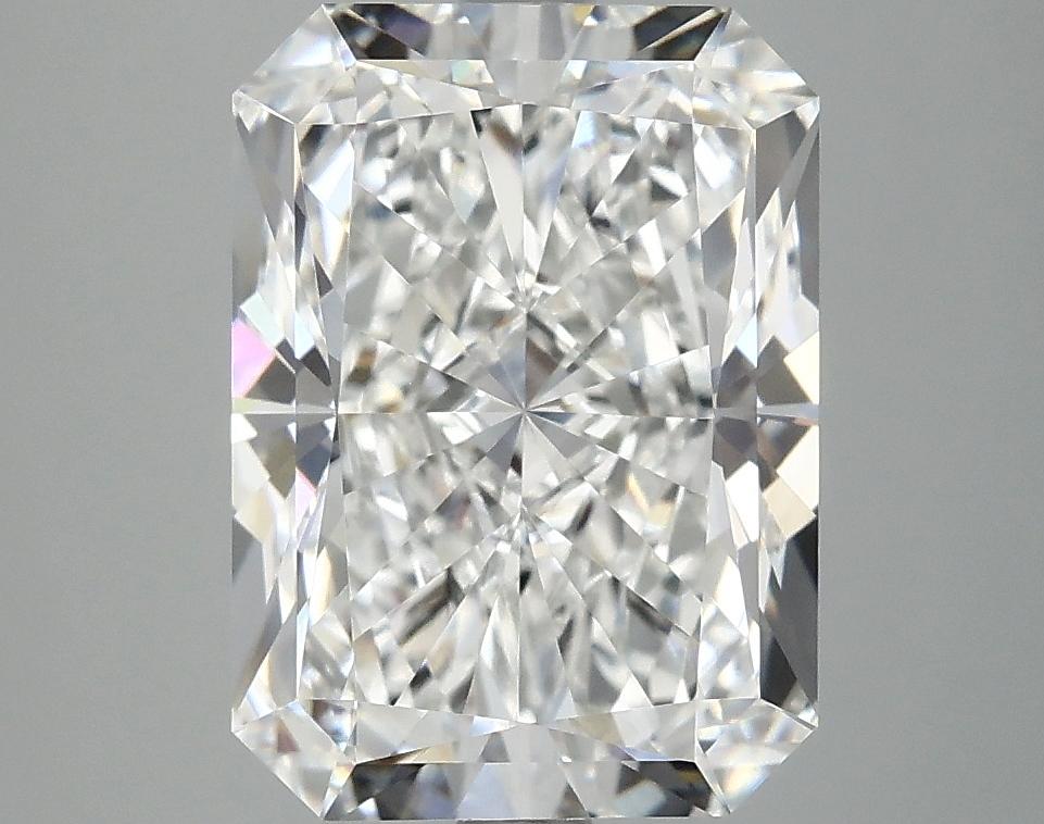 4.19 Carat Radiant Shaped Excellent Cut VVS2 IGI Certified Lab Grown Diamond