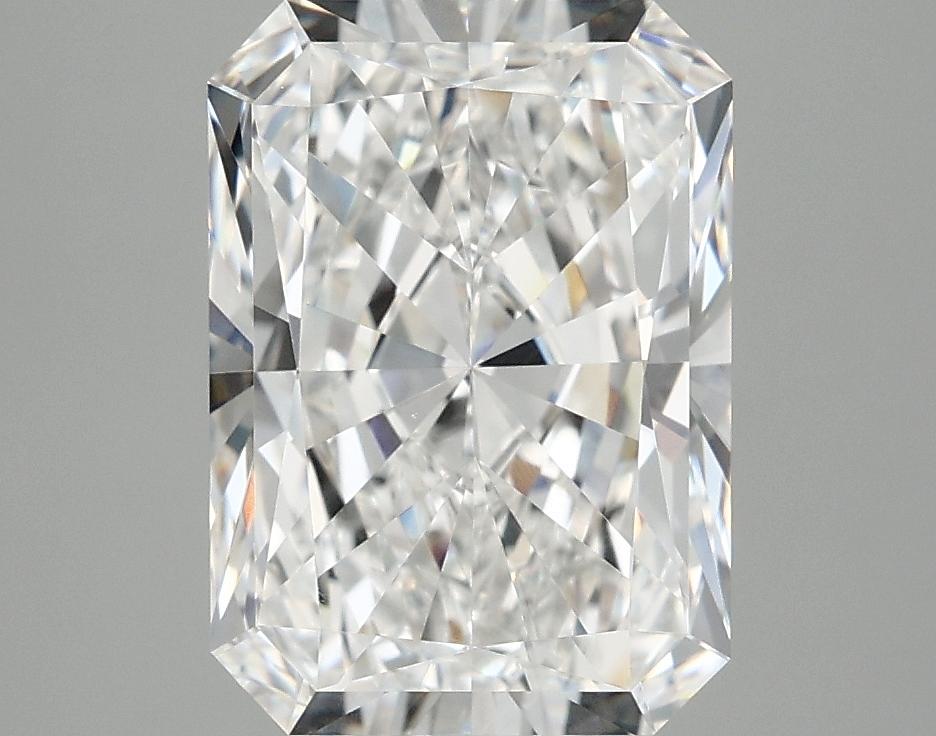 4.07 Carat Radiant Shaped Ideal Cut VVS2 IGI Certified Lab Grown Diamond