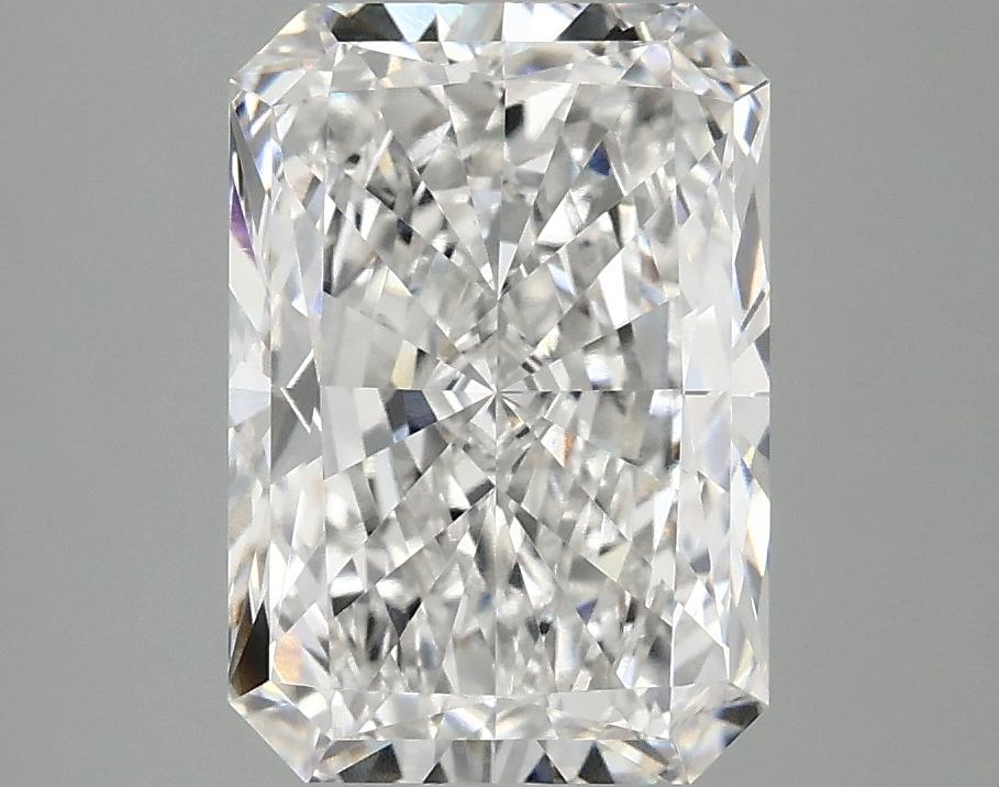 2.99 Carat Radiant Shaped Ideal Cut VVS2 IGI Certified Lab Grown Diamond