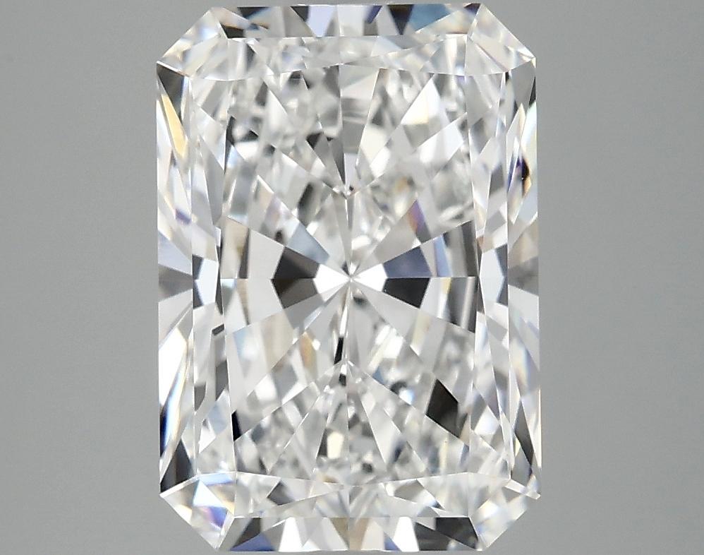 4.18 Carat Radiant Shaped Ideal Cut VVS2 IGI Certified Lab Grown Diamond