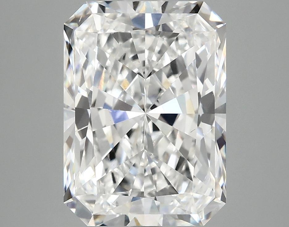 4.01 Carat Radiant Shaped Excellent Cut VS2 IGI Certified Lab Grown Diamond