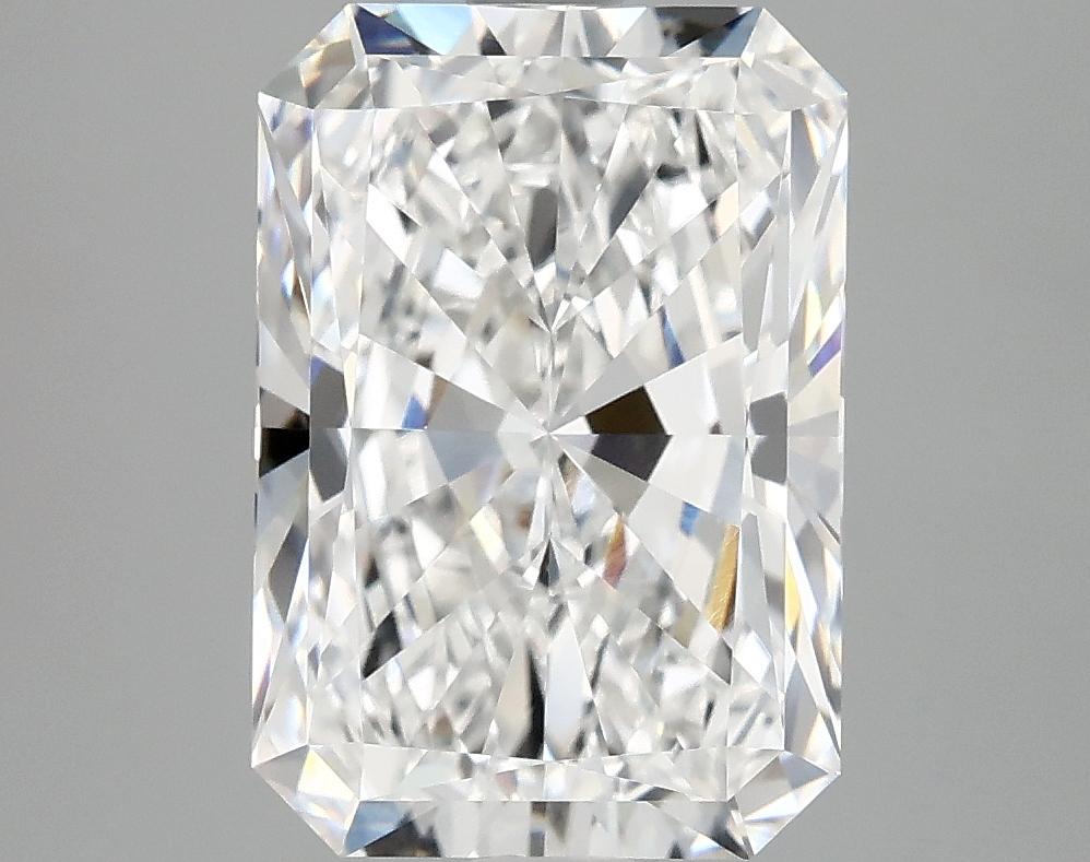 4.04 Carat Radiant Shaped Ideal Cut VVS2 IGI Certified Lab Grown Diamond