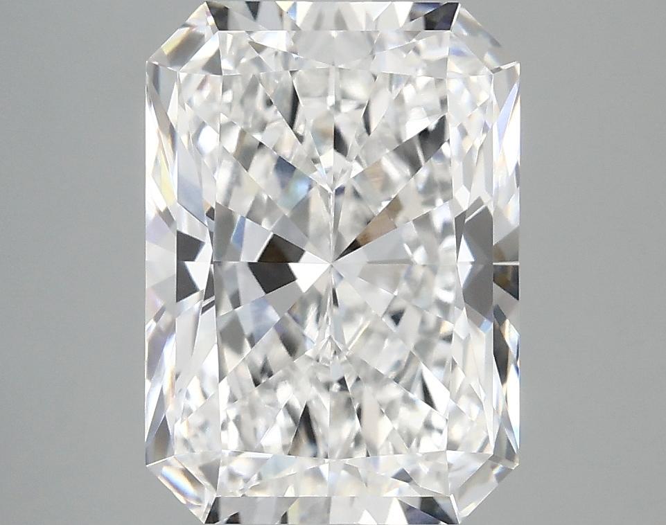 4.1 Carat Radiant Shaped Ideal Cut VVS2 IGI Certified Lab Grown Diamond