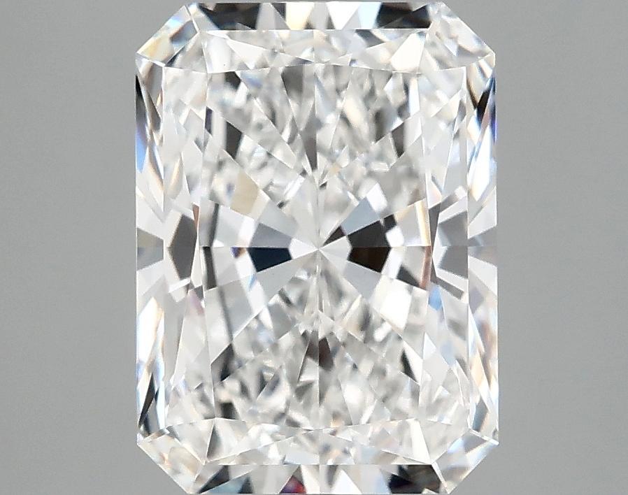 3.87 Carat Radiant Shaped Excellent Cut VS1 IGI Certified Lab Grown Diamond