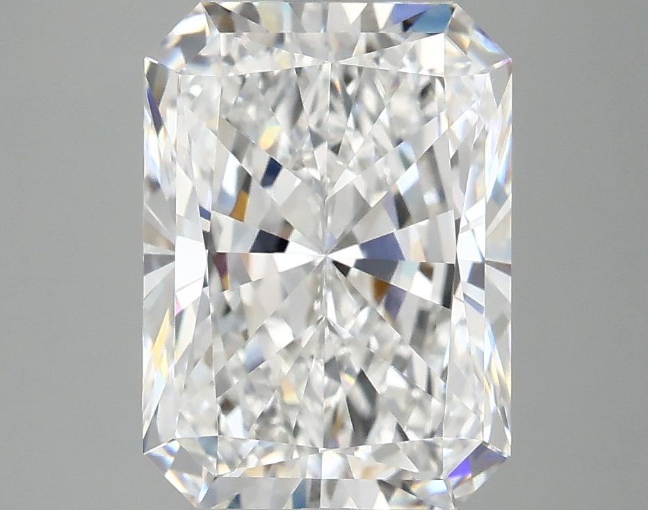 3.96 Carat Radiant Shaped Excellent Cut VVS2 IGI Certified Lab Grown Diamond