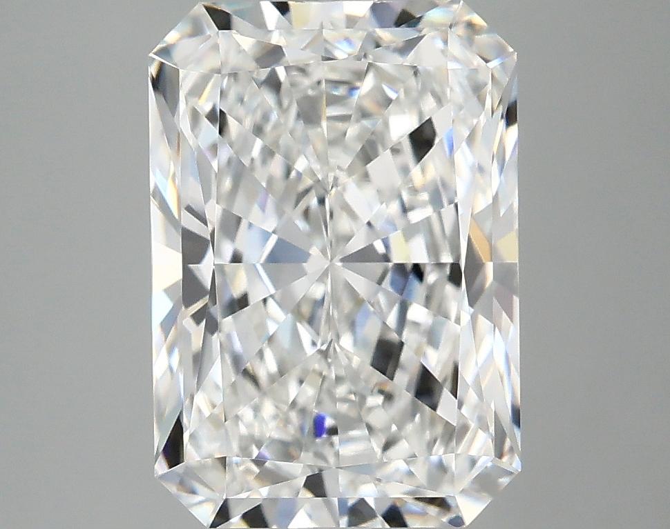 4.04 Carat Radiant Shaped Ideal Cut VVS2 IGI Certified Lab Grown Diamond