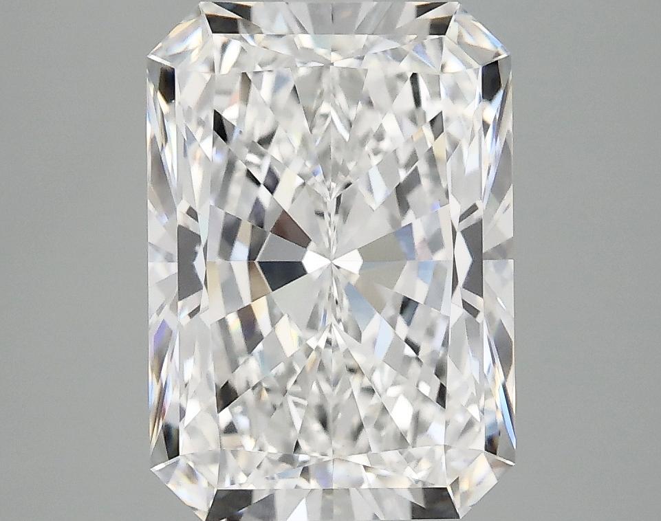 4.15 Carat Radiant Shaped Ideal Cut VVS2 IGI Certified Lab Grown Diamond