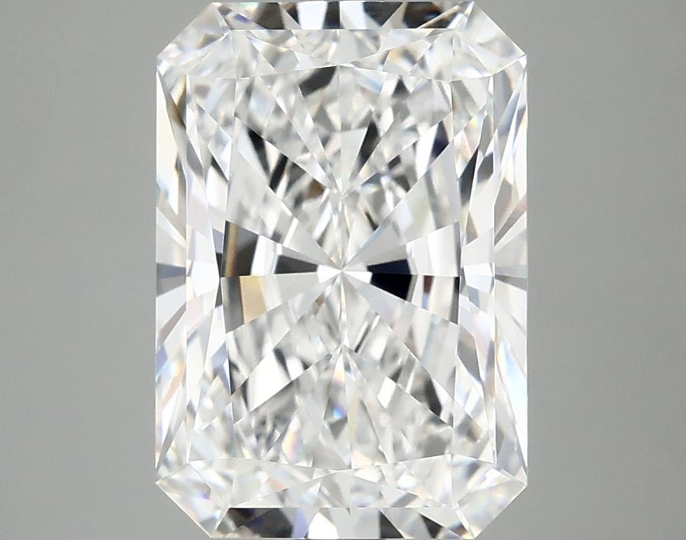 4.18 Carat Radiant Shaped Ideal Cut VS1 IGI Certified Lab Grown Diamond