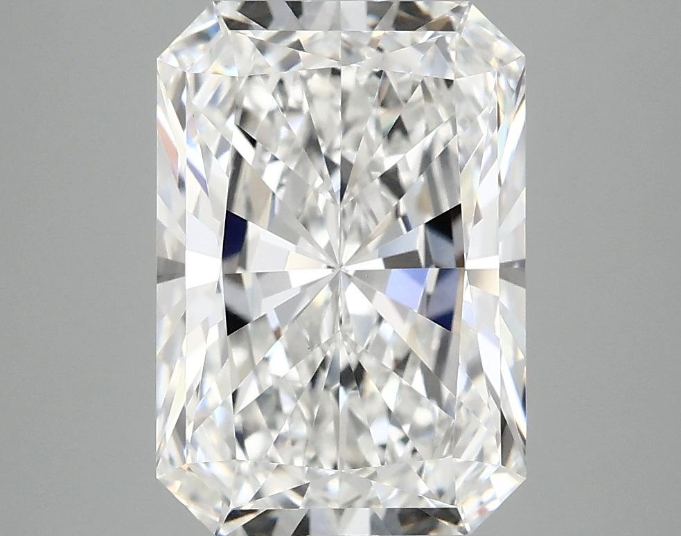 4.1 Carat Radiant Shaped Ideal Cut VVS2 IGI Certified Lab Grown Diamond