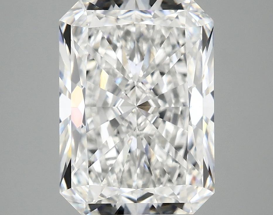 3.88 Carat Radiant Shaped Ideal Cut VVS2 IGI Certified Lab Grown Diamond