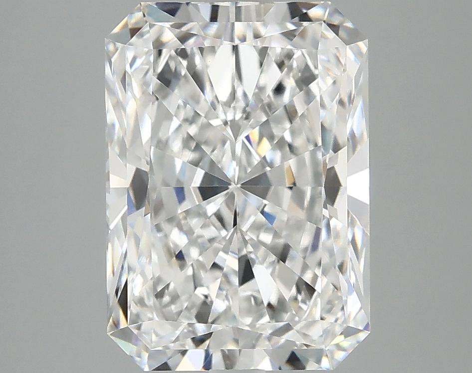 3.9 Carat Radiant Shaped Ideal Cut VVS2 IGI Certified Lab Grown Diamond