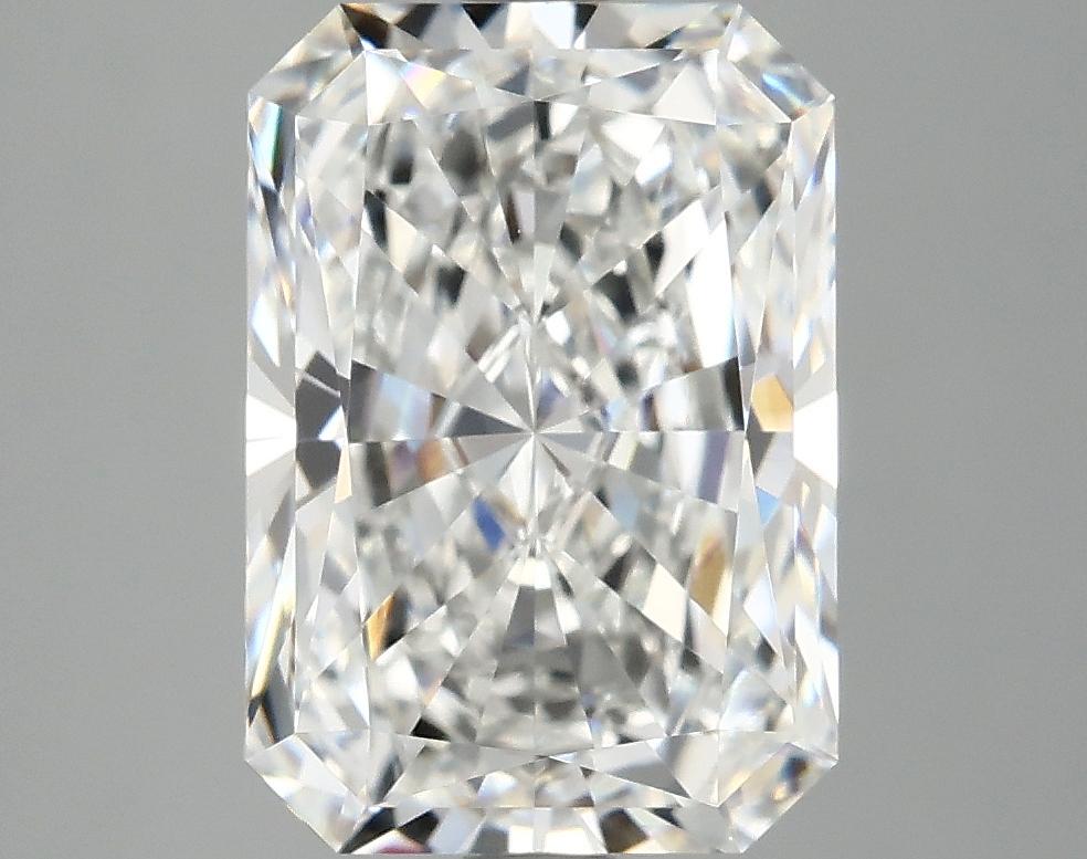 4.07 Carat Radiant Shaped Ideal Cut VVS2 IGI Certified Lab Grown Diamond