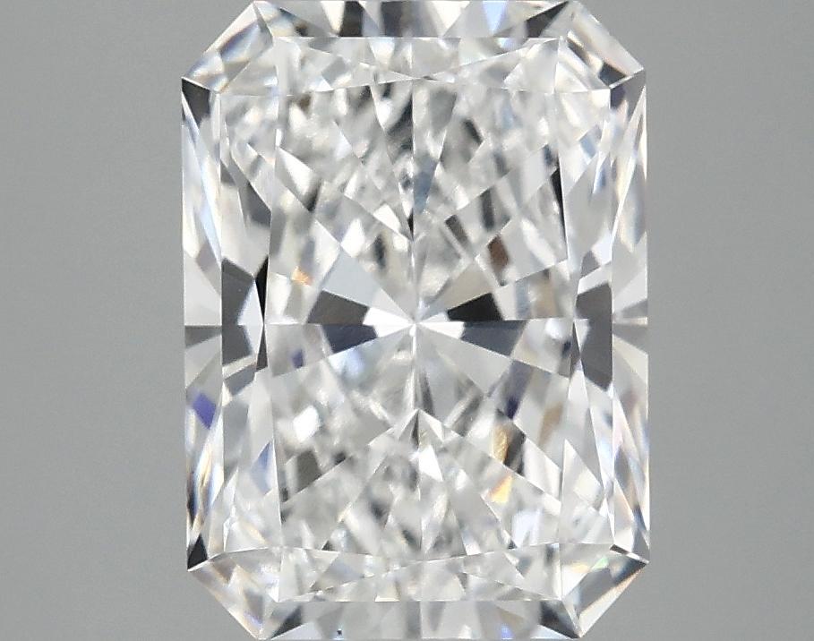 3.59 Carat Radiant Shaped Excellent Cut VS1 IGI Certified Lab Grown Diamond