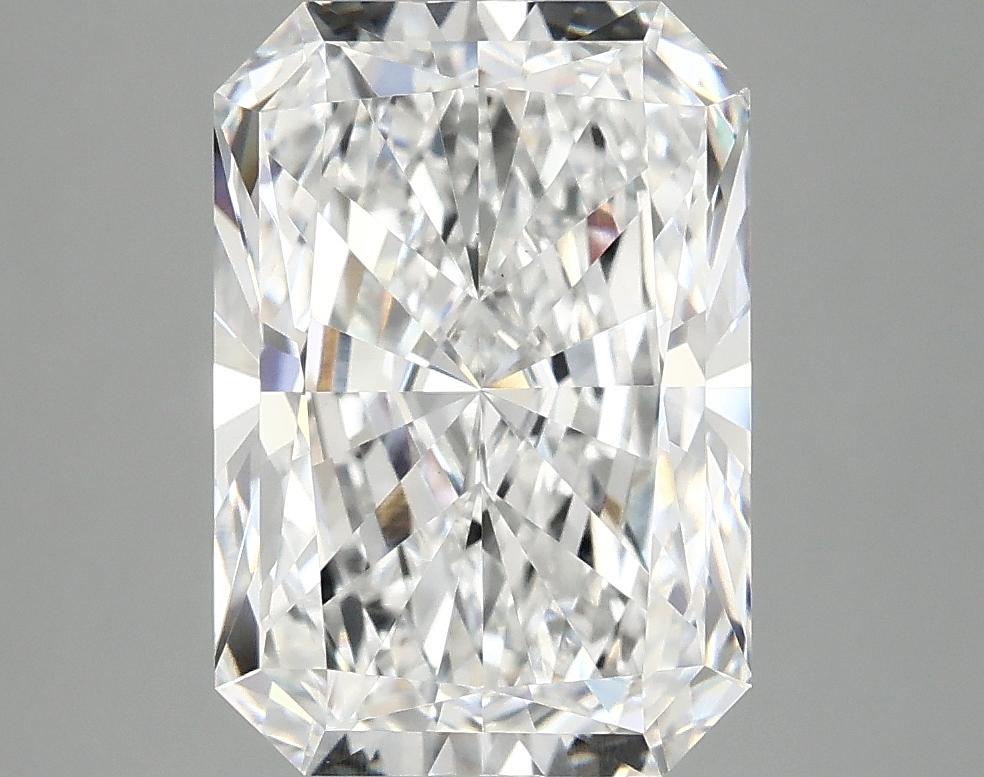 4.16 Carat Radiant Shaped Ideal Cut VS1 IGI Certified Lab Grown Diamond