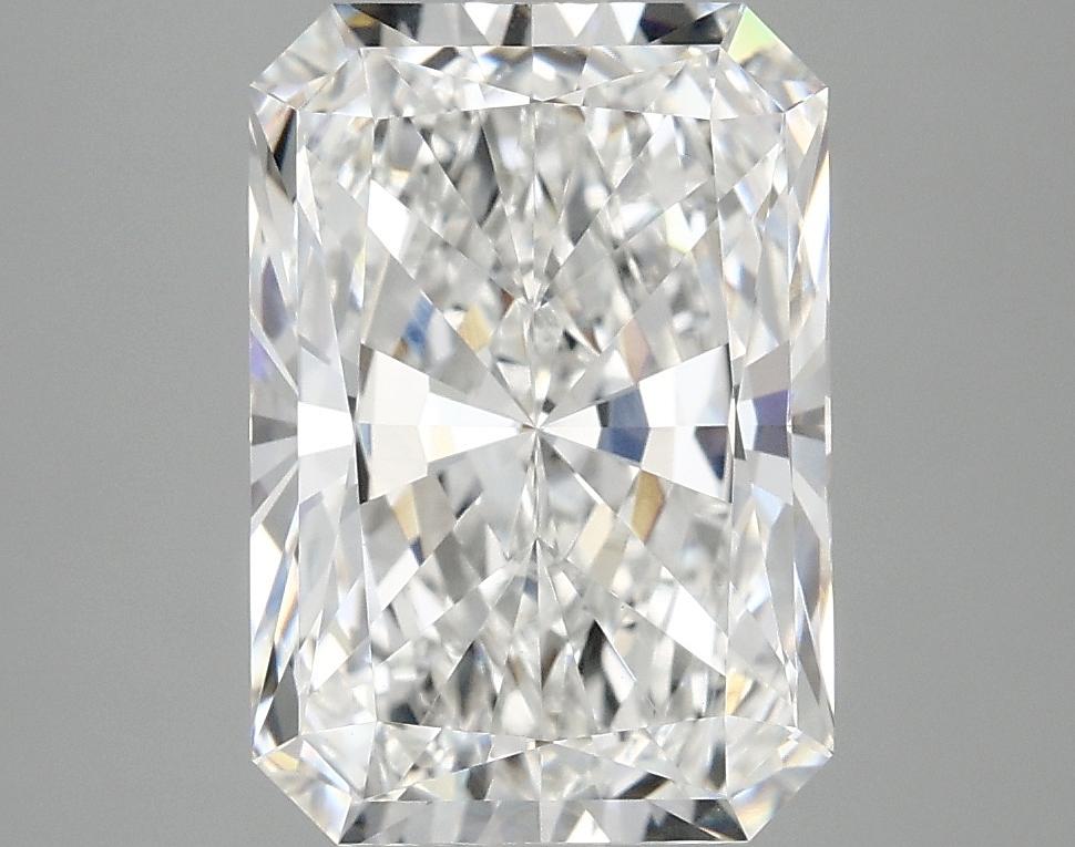 3.96 Carat Radiant Shaped Ideal Cut VVS2 IGI Certified Lab Grown Diamond
