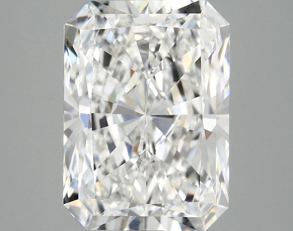 4.38 Carat Radiant Shaped Excellent Cut VVS2 IGI Certified Lab Grown Diamond